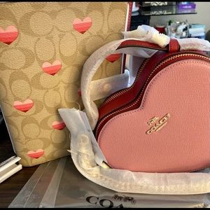 New Coach C6952 Heart Women's Crossbody Bag - Pink & Notebook Bundle ❤️
